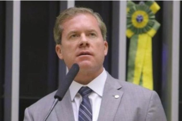 Marx Beltrão defende aprovação de projeto que inclui proteção animal no currículo escolar