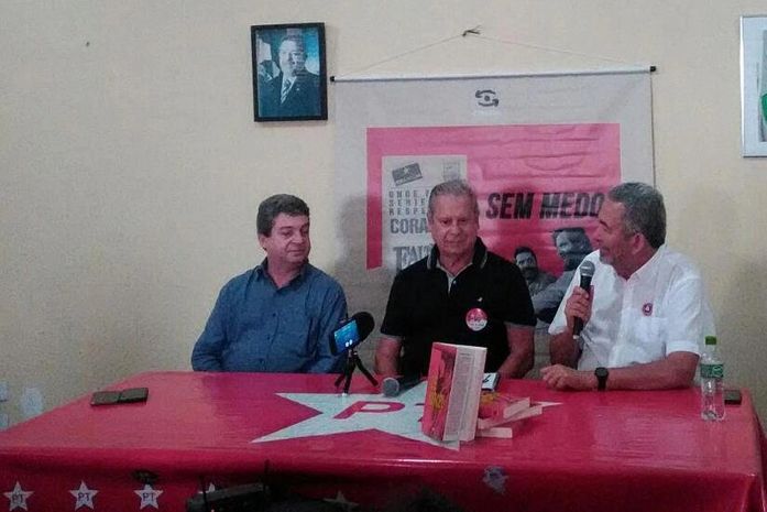 Ricardo Barbosa, presidente do PT; Zé Dirceu e deputado federal, Paulão