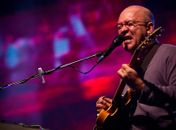 Banda Paralamas do sucesso se apresenta em Maceió