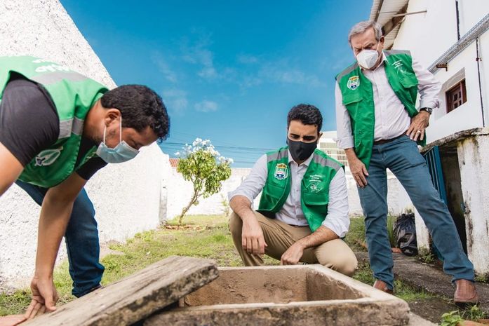 Prefeito JHC participa de fiscalização da qualidade da água em escolas de Maceió