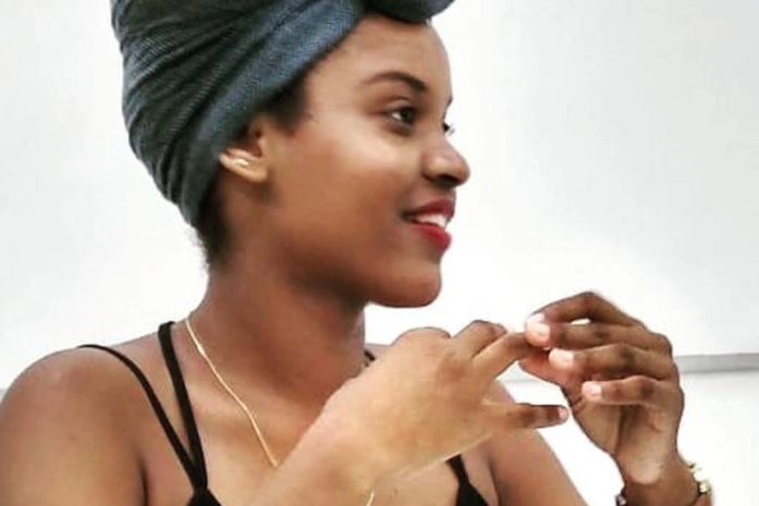 Taynara Silva, professora