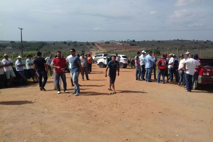 FrigoVale inicia atividades e gera protesto em Arapiraca