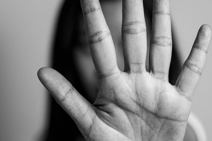 Mulher é sequestrada por dois homens, estuprada e abandonada em estrada vicinal em Arapiraca