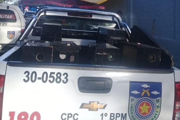 Máquinas foram apreendidas em estabelecimento comercial no bairro da Levada, parte baixa de Maceió.