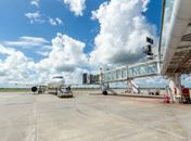 O impacto é relevante no mercado porque os custos com combustível de aviação representam entre 35 a 40% dos custos de voo