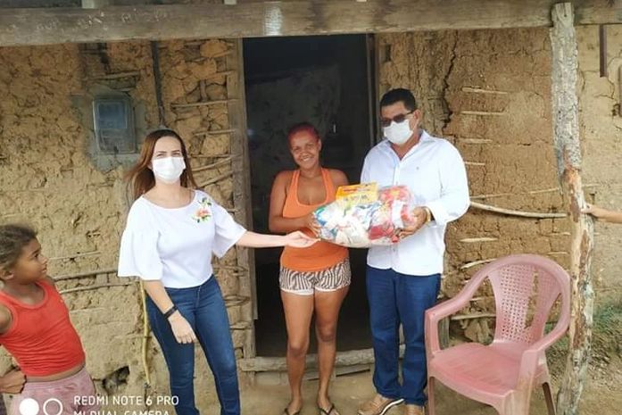 Prefeito é alvo de ação judicial por propaganda eleitoral antecipada com recursos do governo federal e estadual