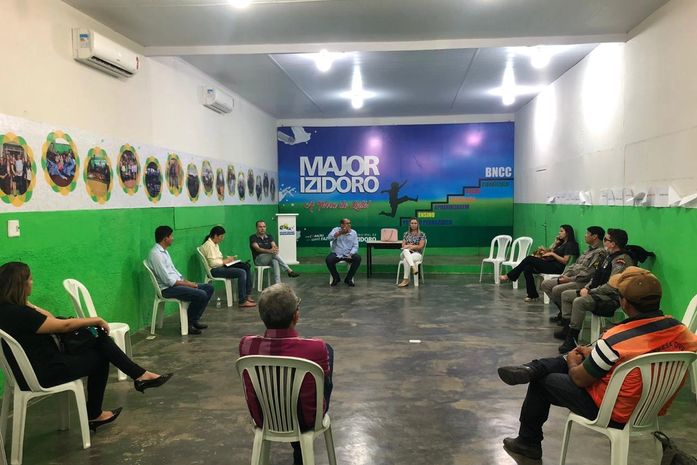 Prefeita de Major Izidoro realiza primeira reunião do Comitê de Crise do COVID-19