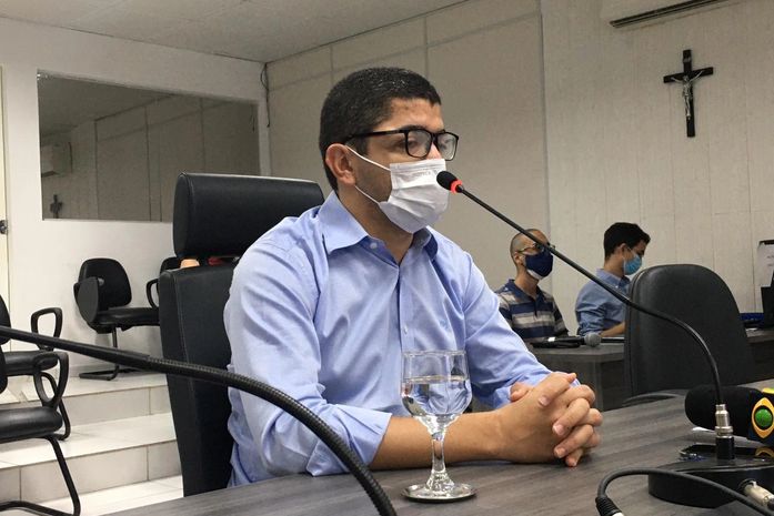 Secretário Fabrício Marques