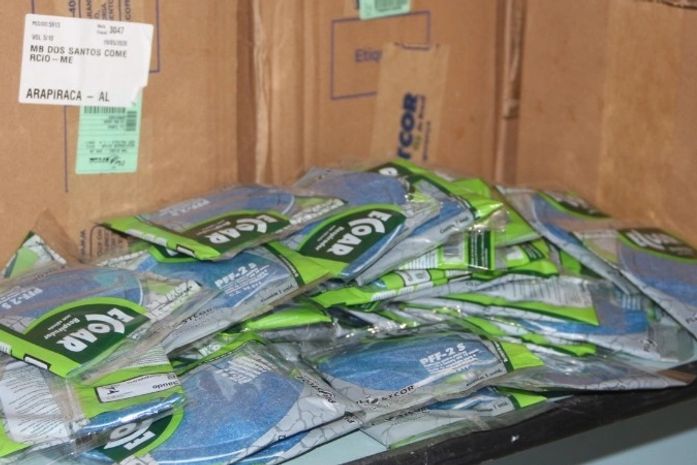 Prefeitura de Arapiraca recebe novo lote de máscaras destinadas aos profissionais de saúde