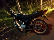 Motorista morre após perder controle de moto e colidir com poste na AL-110 