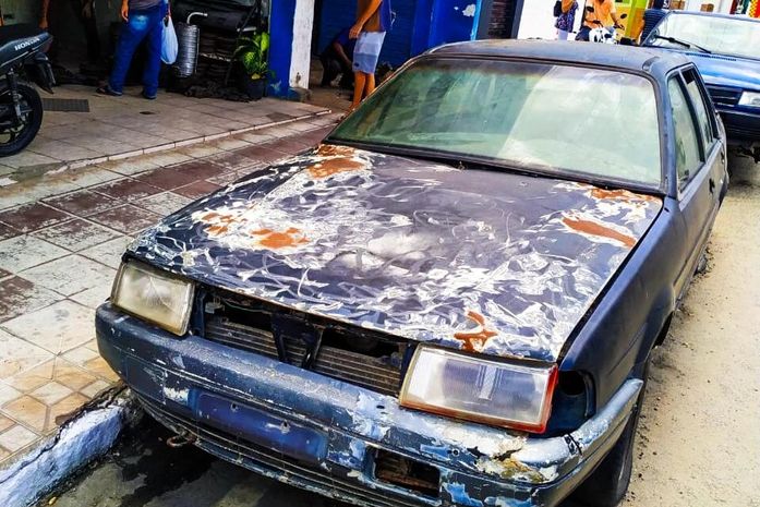 Veículos abandonados nas ruas de Arapiraca serão removidos e multados pela SMTT