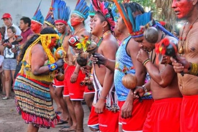 Se vai se "fantasiar de índio" vai na nossa forma mais real. Vai sangrando!- diz Iasypitã Potiguara