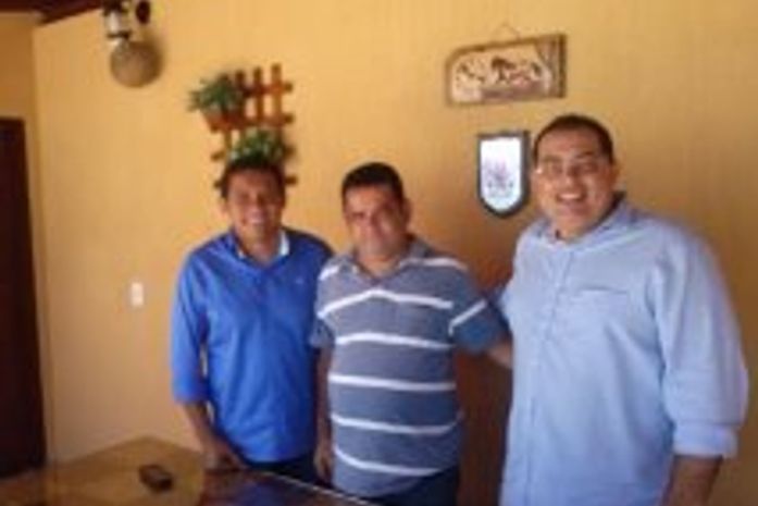 Julio Cézar, Targino e Adeilson Bezerra falam da sucessão prefeitura palmeirense