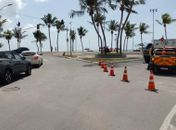 Avenida da orla de Ponta Verde é fechada nesta sexta (4) para serviço de recapeamento; Saiba os desvios
