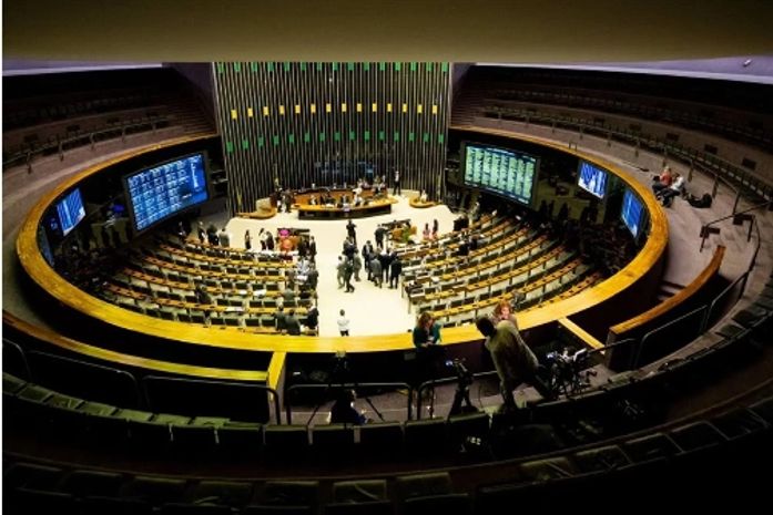 Comissão aprova PEC de isenção para igrejas, que segue para o plenário