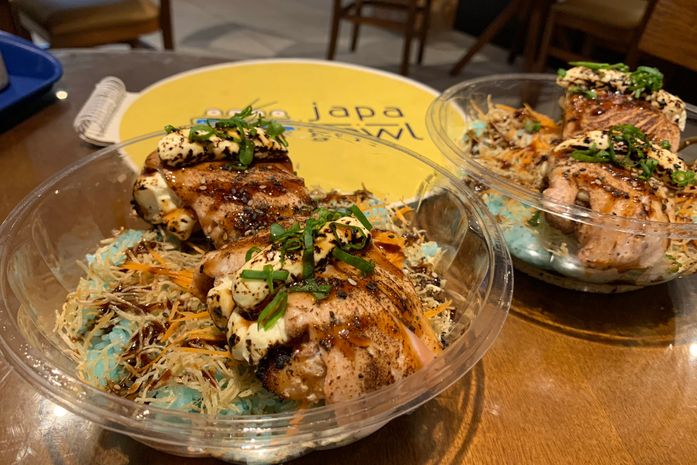 Comida japonesa no Bowl, você precisa provar