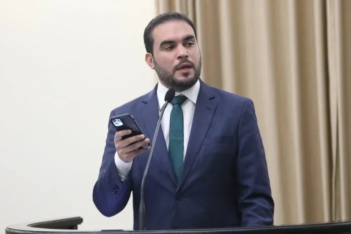 Imbróglio sobre o Mercado de Jaraguá deve mesmo ser resolvido na Justiça