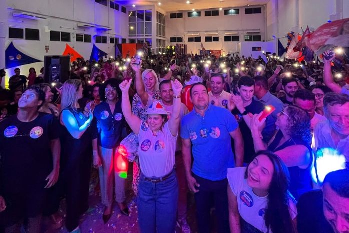 Encontro com lideranças de Maceió: Samyra do Basto e André Silva recebem apoio de multidão em grande ato político