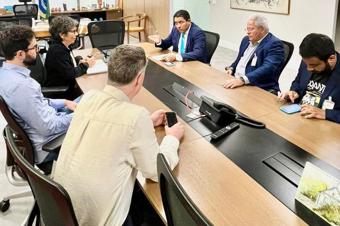 Prefeito Júlio Cezar encerra agenda desta quinta (15) no IPHAN, em Brasília