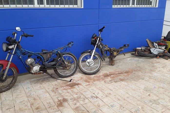 Polícia prende homem em oficina usada para desmanche de motos no interior