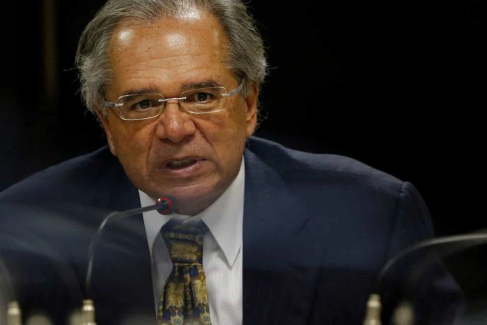 Governo prepara novo bloqueio de até RS 10 bi por queda do PIB