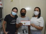 Mais 100 famílias são contempladas pela Assistência Social de Anadia com cartões de vale alimentação