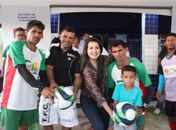 Governo potencializa esporte com melhorias e entrega de materiais esportivos
