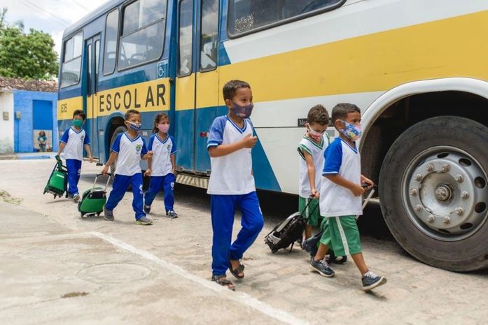Renovação das permissões de transporte escolar para 2022 começa hoje (10); veja como realizar
