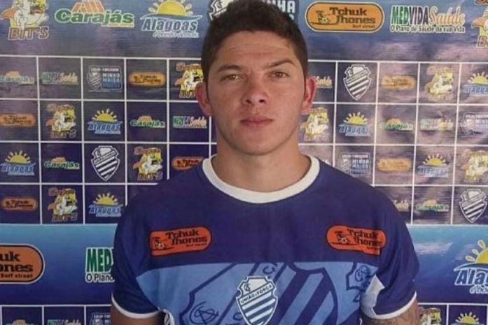 Ex-jogador Adrianinho