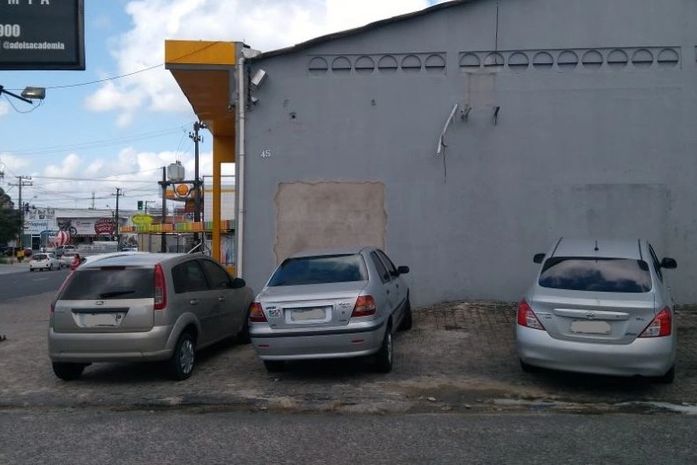 Em seis meses, SMTT autuou quase 4 mil motoristas por estacionamento irregular