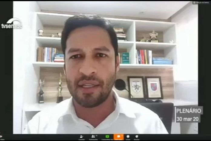 Senado aprova relatório de Rodrigo Cunha, que garantirá merenda a milhões de crianças durante a pandemia