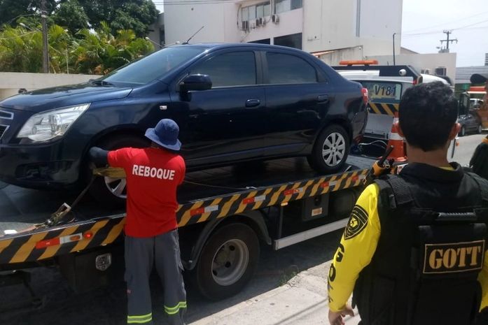Prefeitura realiza terceiro leilão de veículos apreendidos