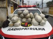 Porta-malas de carro era usado para esconder quase 23 kg de maconha