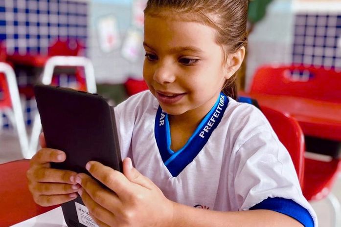 Pão de Açúcar dispara na alfabetização, quebra recordes e supera Brasil e Estado