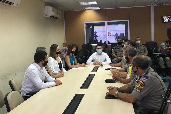 Coletiva de imprensa na sede da Secretaria de Segurança Pública