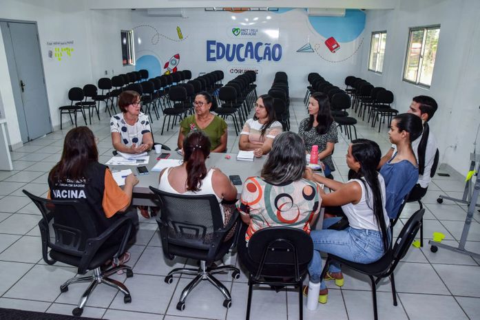 Programa Saúde nas Escolas: Reunião intersetorial alinha datas para ações em 2024