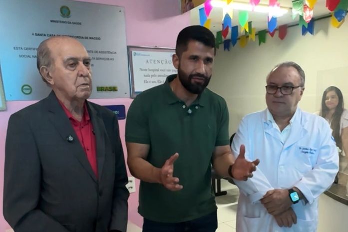 Fabio Costa critica descaso do Estado e reforça apoio à reabertura de maternidade em Maceió