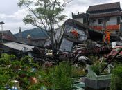 Número de mortos após terremoto na Indonésia sobe para 73