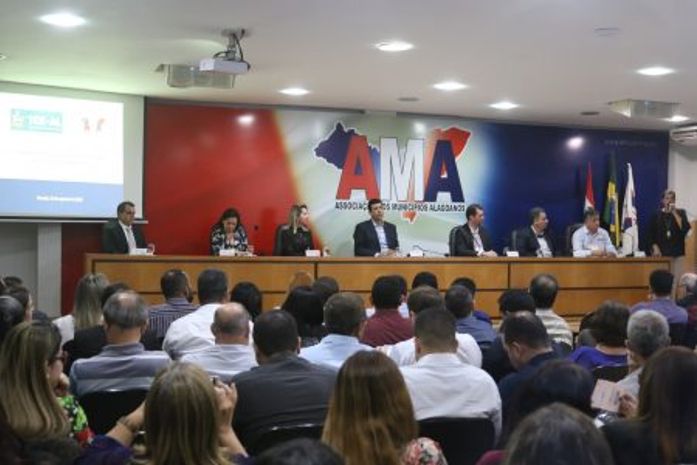 Situação financeira das previdências municipais em Alagoas é difícil, diz presidente da AMA