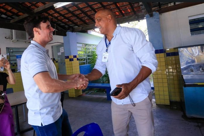 Secretário de Educação Realiza Visita Técnica para Melhorias em Escolas na Jatiúca