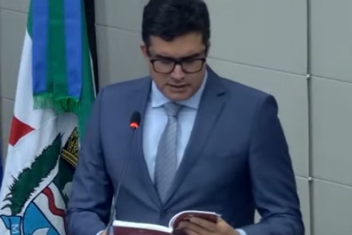 Após tapa na mesa, Rui se desculpa e alfineta com 'A revolução dos bichos': “Tem vereador mais igual que o outro”