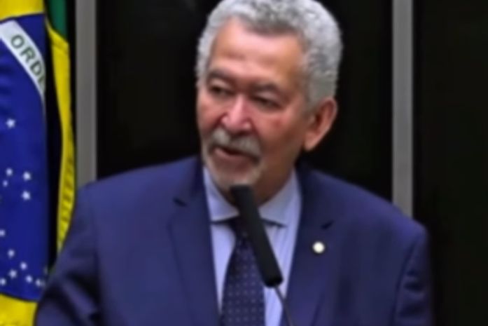 Em seu último pronunciamento na Câmara, Paulão presta solidariedade aos trabalhadores da Casal