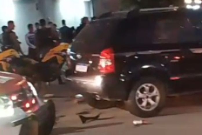 Motociclista morre e outro fica gravemente ferido em colisão com carro na Jatiúca