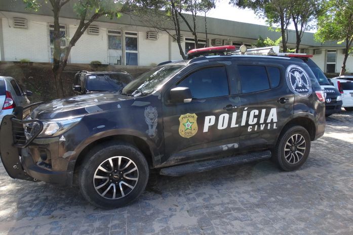 Suspeitos de assaltos a banco e homicídios morrem durante confronto com policiais