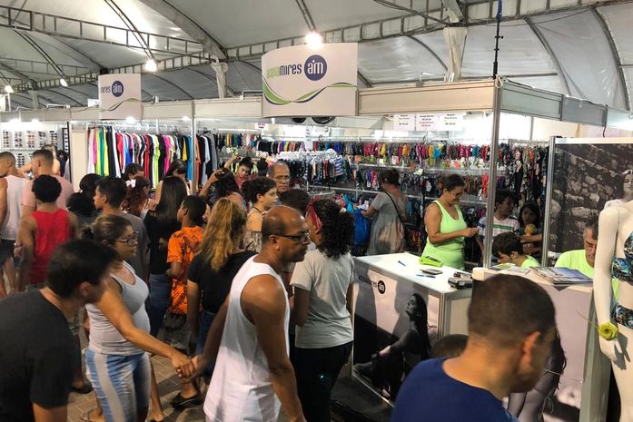 Mais de 200 mil pessoas já passaram pela 18ª edição da Feira de Verão