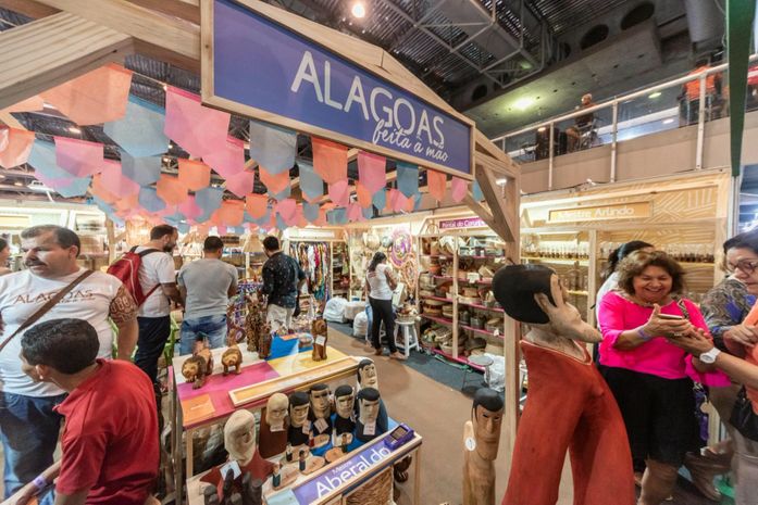 Artesões alagoanos expõem e comercializam seus produtos em Brasília