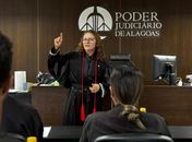 Prova técnica da Polícia Científica é decisiva para condenação de mulher por tentar matar enteado