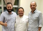 Mauricinho, Marcelo Victor e Ederaldo Almeida durante encontro em Maceió nesta segunda-feira