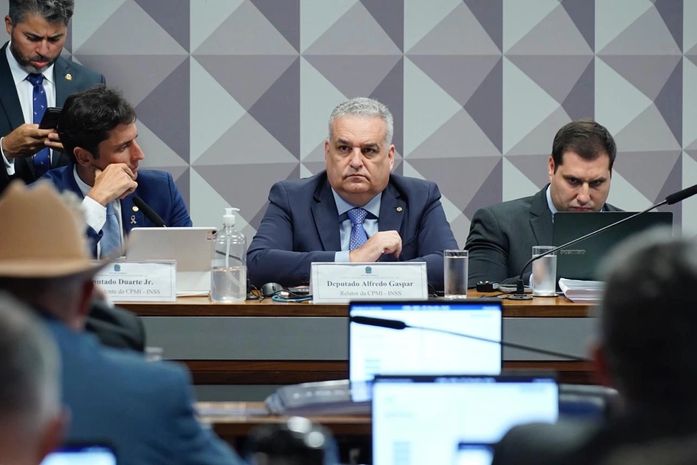 “Isso me envergonha como brasileiro”, diz Alfredo Gaspar ao denunciar impunidade e desvio de R$ 221 milhões da CBPA na CPMI do INSS