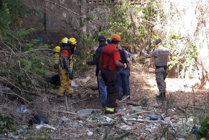 Corpo foi encontrado em terreno baldio